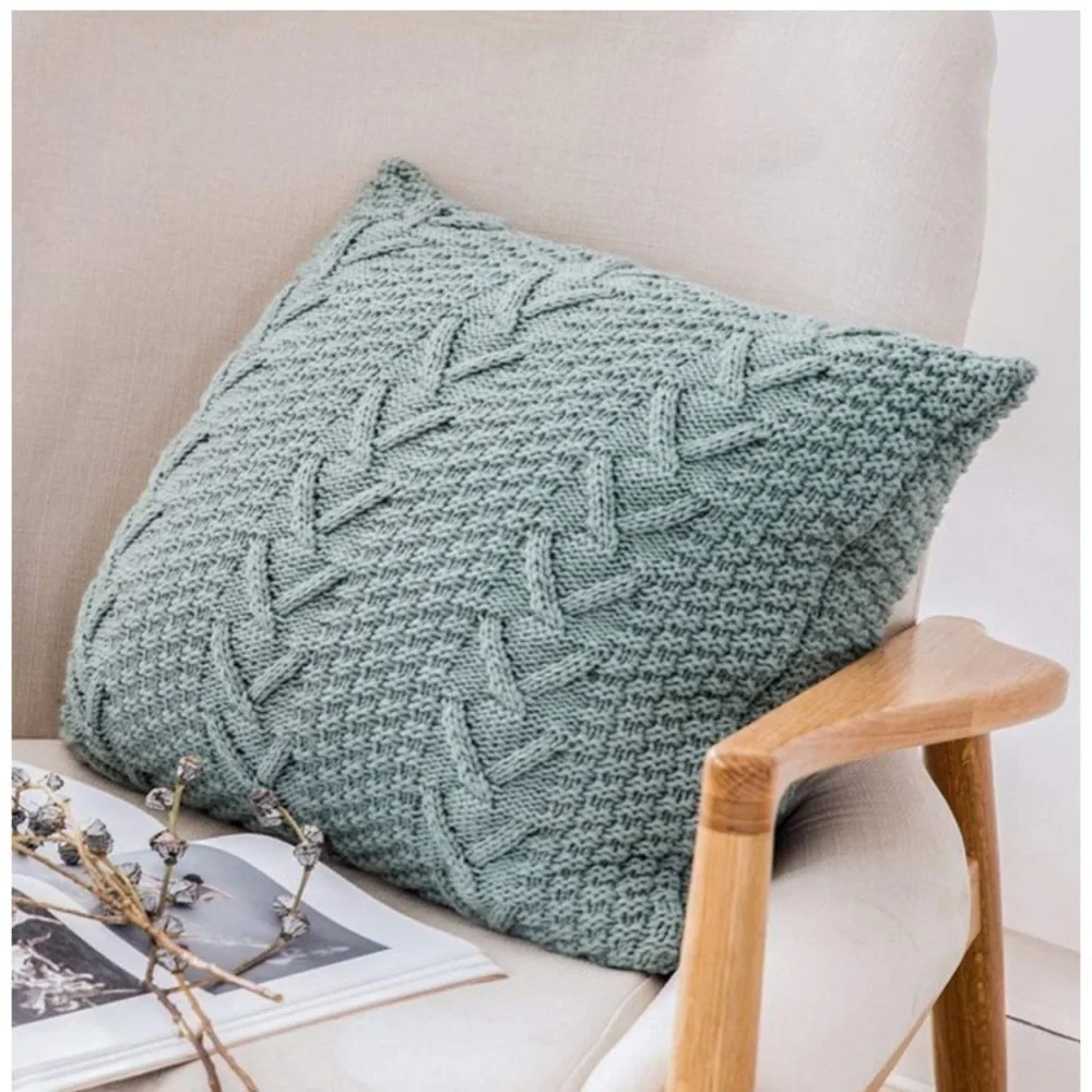 Classic White Textured Chic Fall/Winter Trendy Cute Accent Pillow for Bed/Sofa